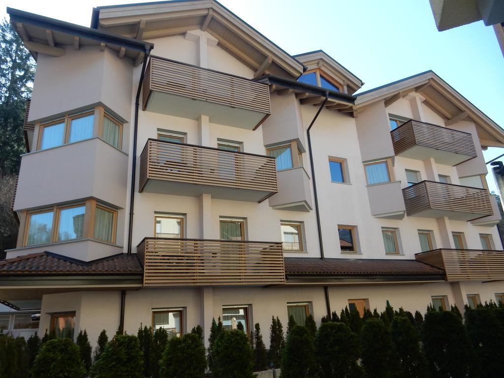 Residenza Casale Aparthotel Ponte delle Arche Exterior foto
